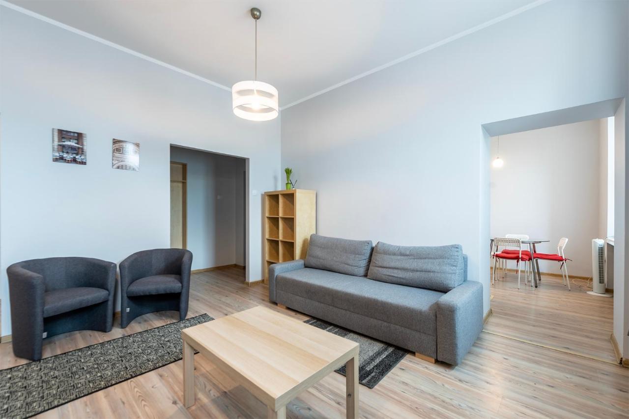 Essence Of Lodz-145M!Central-Secured-Comfy18Ppl!&Freeparking Exterior photo
